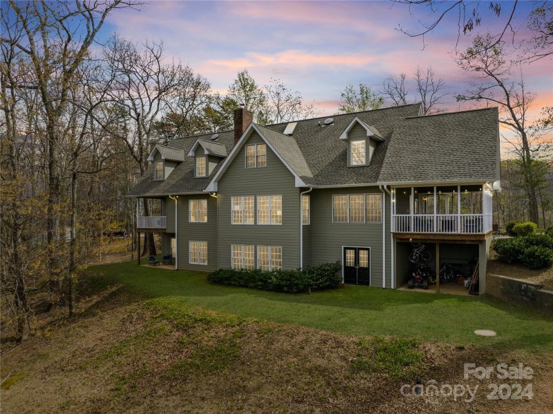 Property image 3 at 430 Glenolden Drive, Landrum, SC 29356