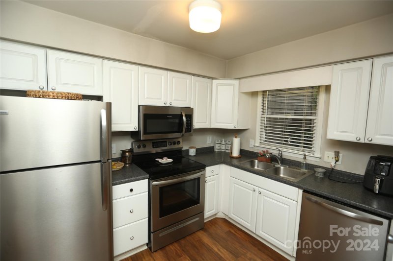 Property image 2 at 3509 Colony Crossing Drive, Charlotte, NC 28226