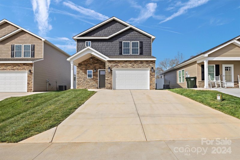 Property image 2 at 2546 Snow Creek Road, Hickory, NC 28601