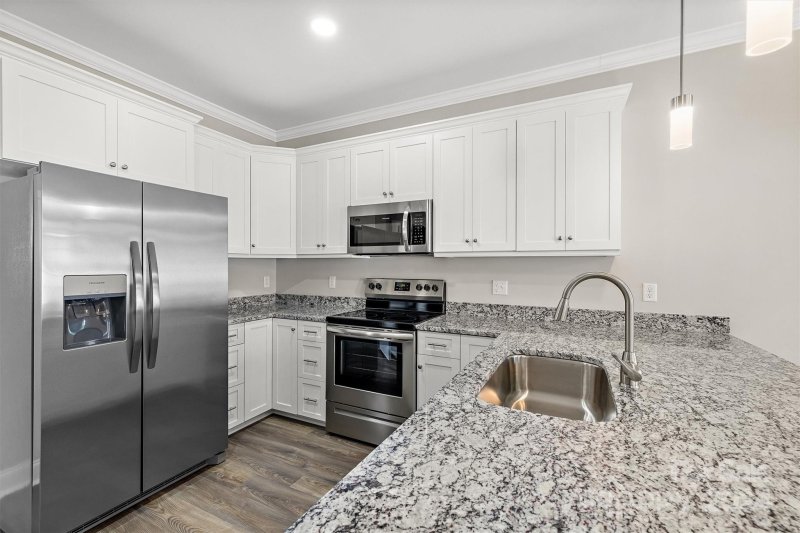 Property image 5 at 2546 Snow Creek Road, Hickory, NC 28601