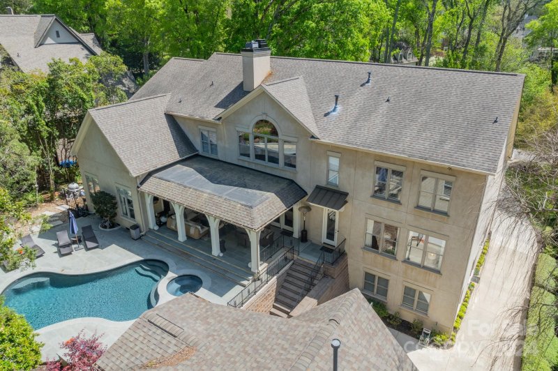 Property image 3 at 2152 Brookwood Road, Charlotte, NC 28211