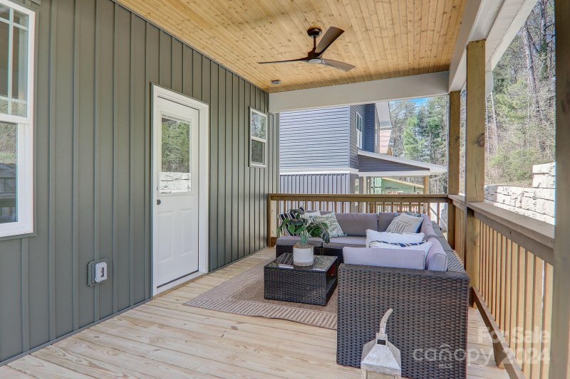 Property image 5 at 15 Escondido Drive, Asheville, NC 28806