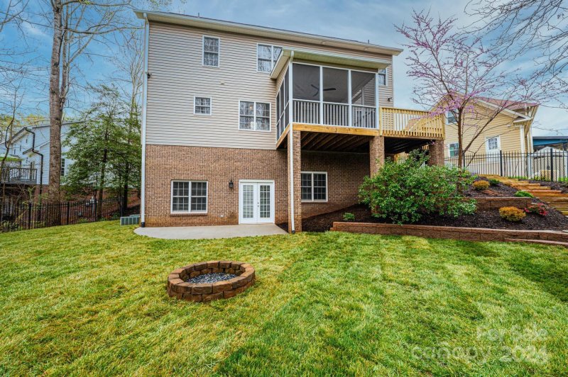 Property image 4 at 1021 38th Avenue, Hickory, NC 28601