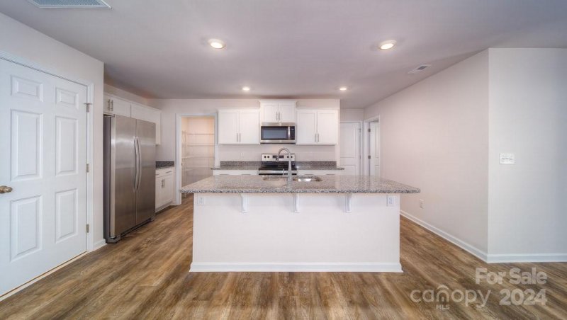 Property image 4 at 1802 Bright Hope Lane, Dallas, NC 28034