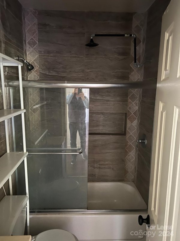 Property image 3 at 709 Torrence Street, Charlotte, NC 28204