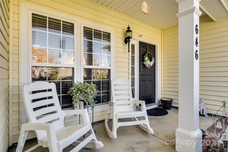Property image 3 at 646 Springhouse Place, Lake Wylie, SC 29710