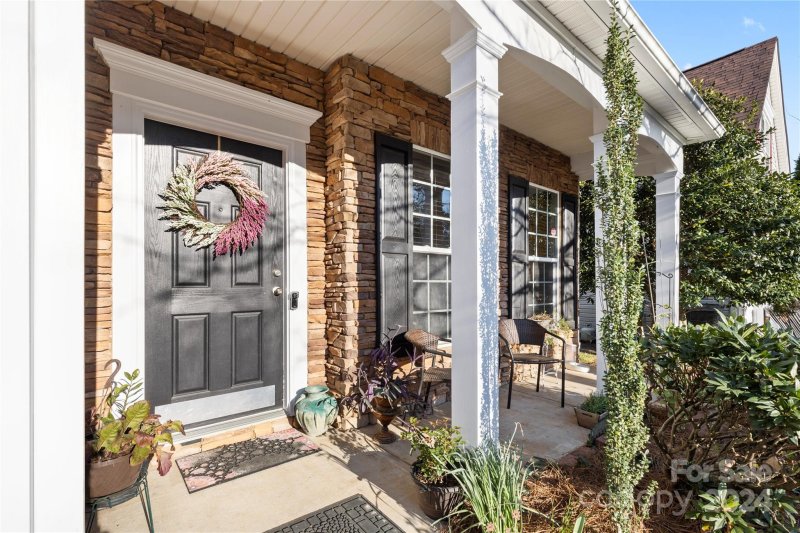 Property image 2 at 11131 Cypress View Drive, Charlotte, NC 28262