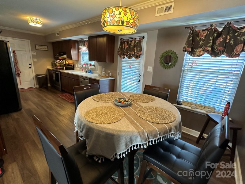 Property image 4 at 8710 Wood Sorrel Court, Matthews, NC 28105