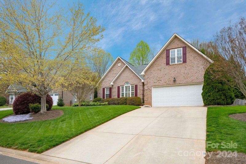 Property image 2 at 190 River Birch Circle, Mooresville, NC 28115