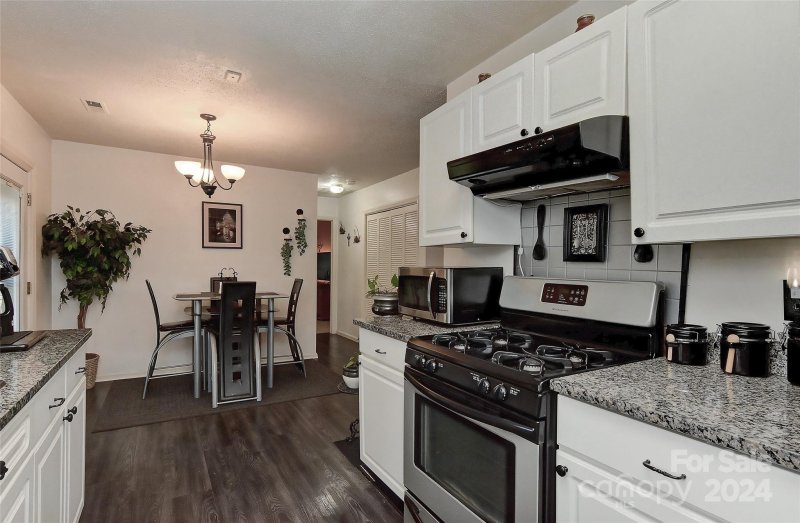 Property image 2 at 6109 Sunstone Drive, Charlotte, NC 28269