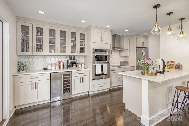 Property image 3 at 427 8th Street, Charlotte, NC 28202