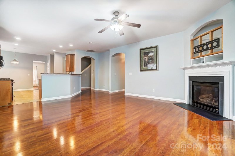 Property image 4 at 10210 Little Whiteoak Road, Charlotte, NC 28215