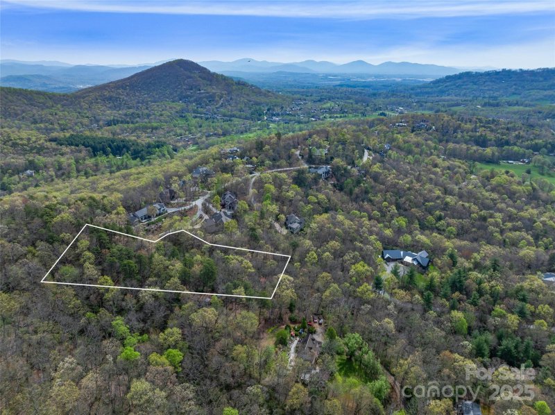 Property image 3 of 92 Smokey Ridge Trail in The Cliffs at Walnut Cove, Arden, NC 28704