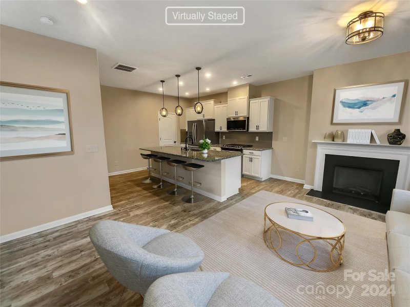 Property image 2 at 11052 Chalkbark Lane, Charlotte, NC 28262