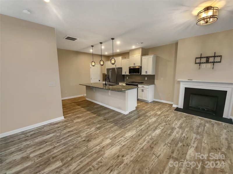 Property image 3 at 11052 Chalkbark Lane, Charlotte, NC 28262