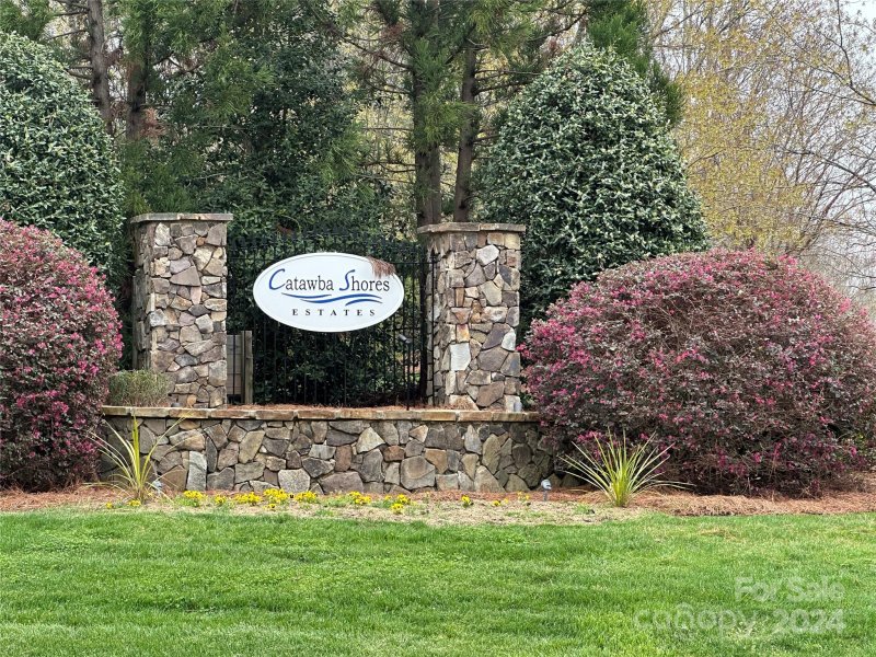 966 Catawba Shores Drive
