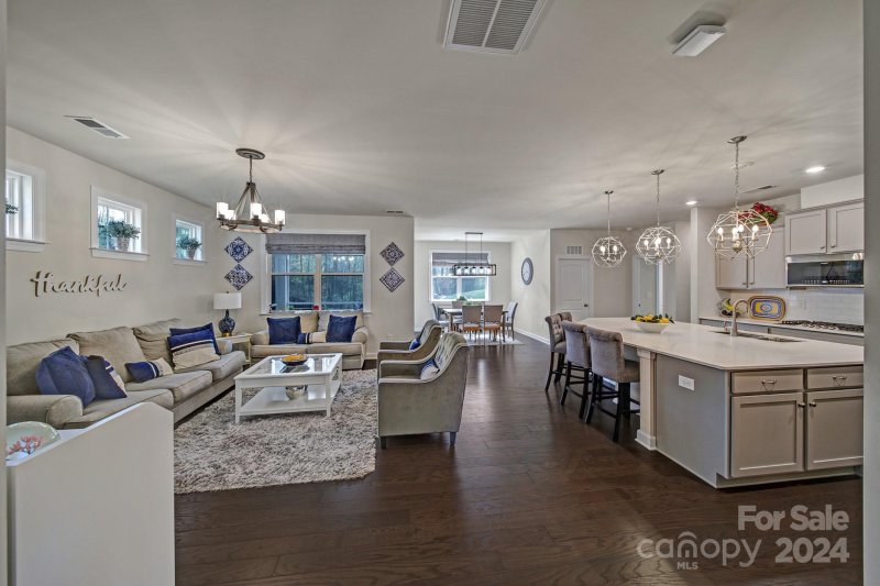 Property image 2 at 15511 Queens Trail Drive, Davidson, NC 28036