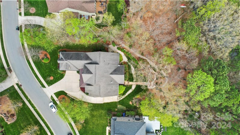 Property image 5 at 2616 Highworth Lane, Charlotte, NC 28214