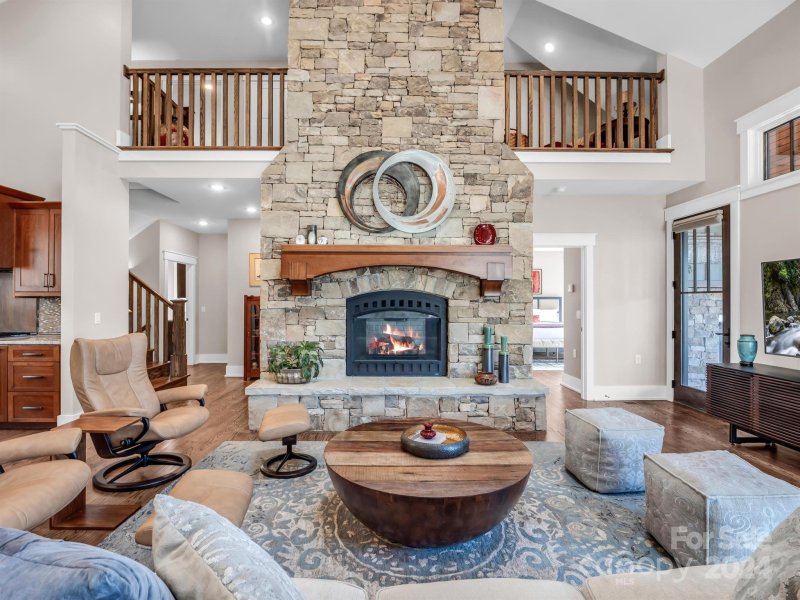 Property image 5 at 3 Twin Springs Court, Fairview, NC 28730