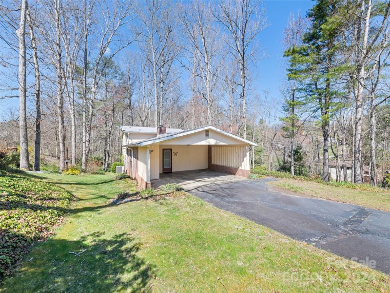 Property image 3 at 43 Mayfair Drive, Candler, NC 28715