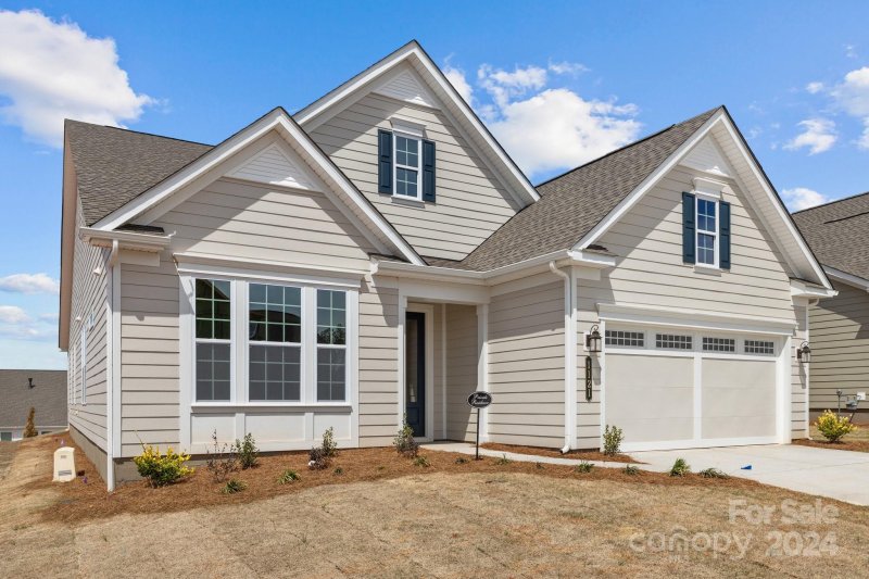 Property image 2 at 1121 Joyful Road, Charlotte, NC 28215