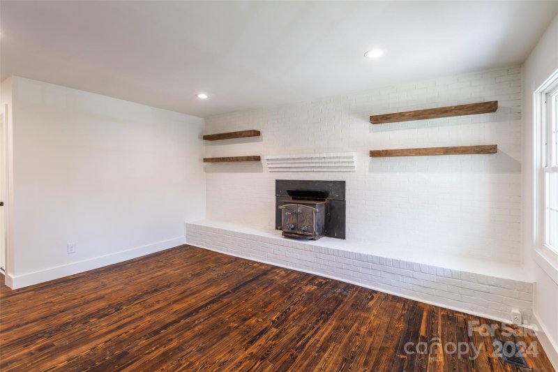 Property image 3 at 64 Central Avenue, Gastonia, NC 28054