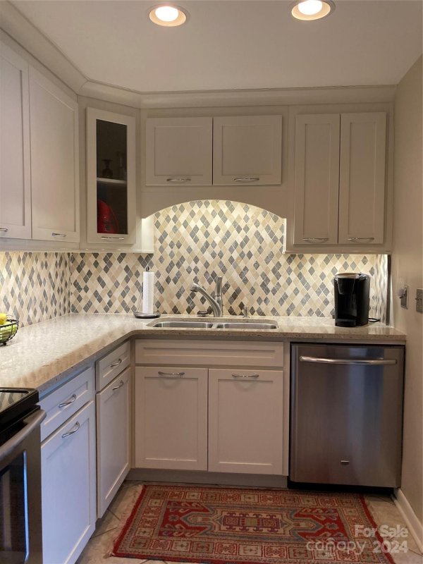 Property image 3 at 1300 Reece Road, Charlotte, NC 28209