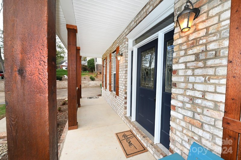 Property image 4 at 1040 38th Avenue, Hickory, NC 28601