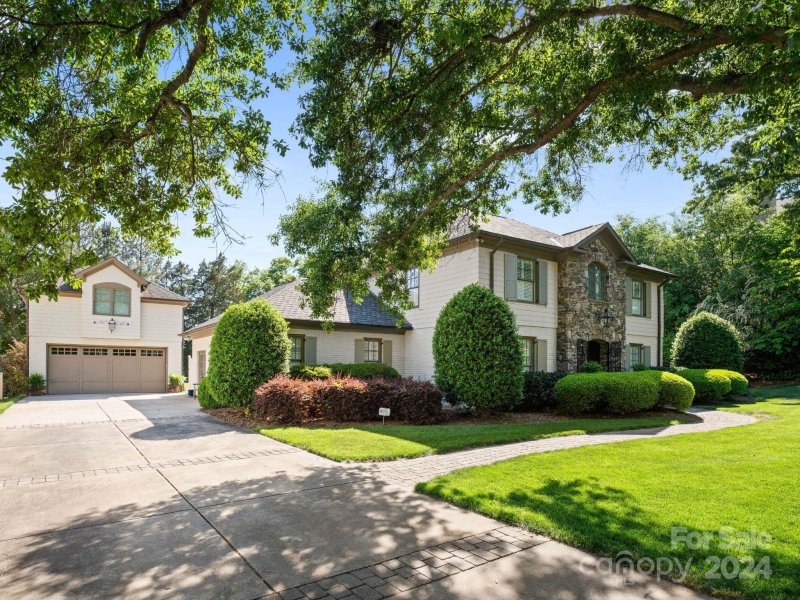 Property image 2 at 5010 Sentinel Post Road, Charlotte, NC 28226