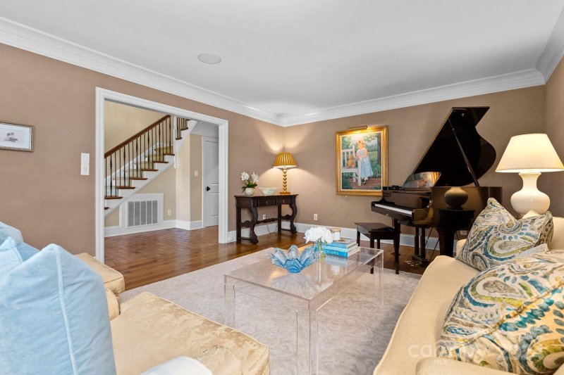 Property image 5 at 5010 Sentinel Post Road, Charlotte, NC 28226