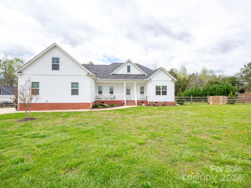 Property image 2 at 2536 Moon Creek Lane, Clover, SC 29710