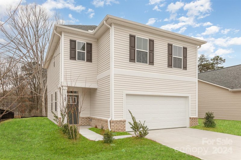 Property image 2 at 144 Baucom Street, Charlotte, NC 28216