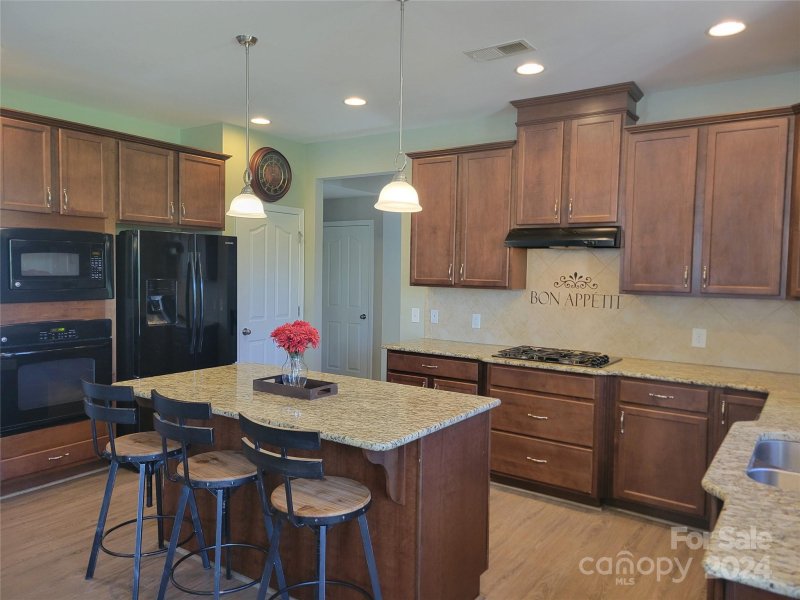 Property image 4 at 7481 Katelyn Court, Harrisburg, NC 28075