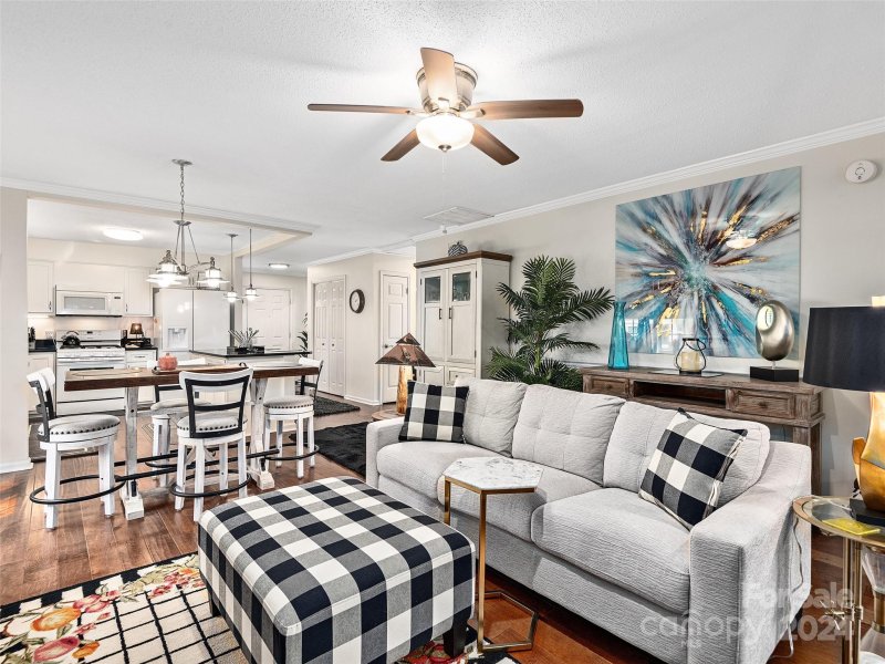 Property image 5 at 225 Hampton Court, Hendersonville, NC 28791