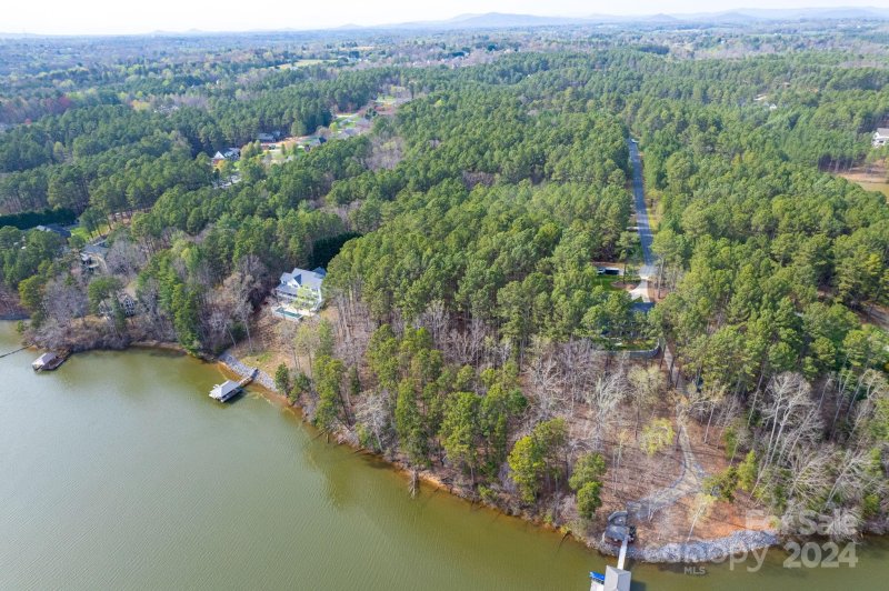 Property image 3 at 5066 E Harbor View Drive, Granite Falls, NC 28630