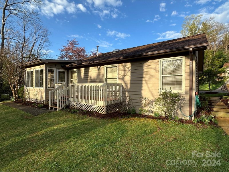 Property image 5 at 3 Hedgerose Court, Asheville, NC 28805