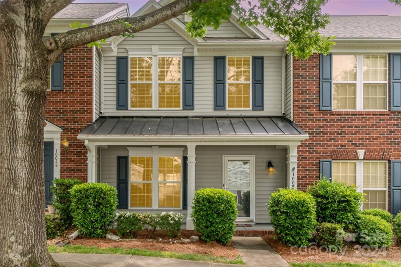 Property image 2 at 10053 Meadow Crossing Lane, Cornelius, NC 28031