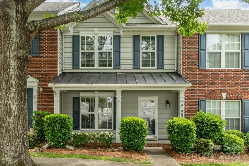 Property image 3 at 10053 Meadow Crossing Lane, Cornelius, NC 28031