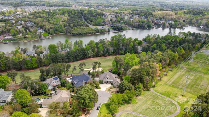925 Linden Tree Lane