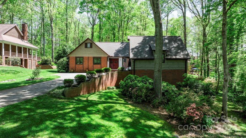 Property image 4 at 504 5th Avenue, Conover, NC 28613