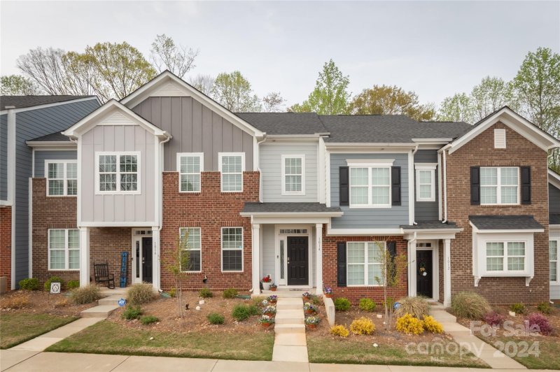 1014 Beatty Woods Drive