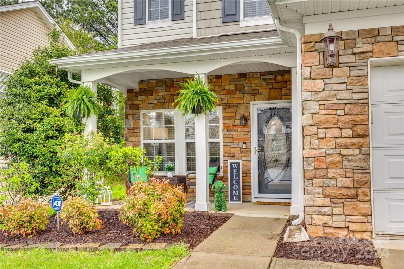 Property image 2 at 221 Lylic Woods Drive, Fort Mill, SC 29715