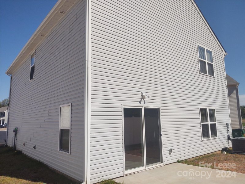 Property image 3 at 3011 Mcgee Hill Drive, Charlotte, NC 28216