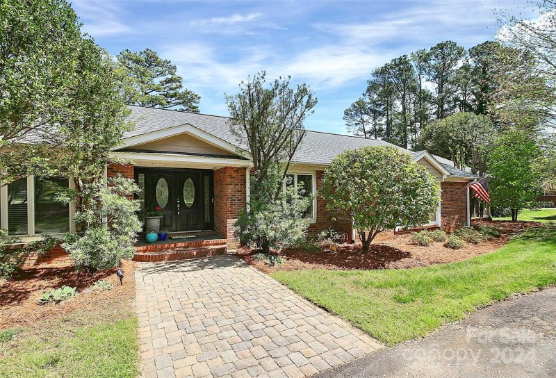 Property image 2 at 2008 Hayes Drive, Rock Hill, SC 29732