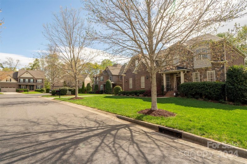 Property image 2 at 704 Glenn Allen Way, Fort Mill, SC 29715