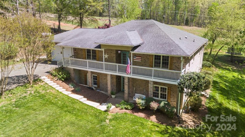 Property image 3 at 3950 Hidden Brook Drive, Denver, NC 28037