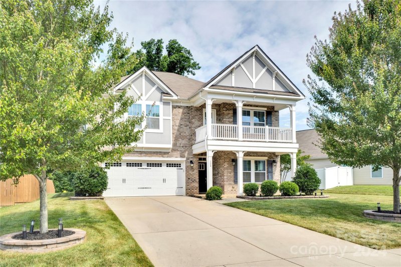 Property image 2 at 124 Paradise Hills Circle, Mooresville, NC 28115