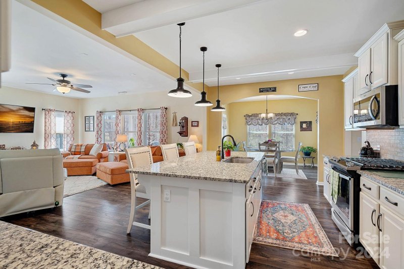 Property image 3 at 422 Crisfield Court, York, SC 29745