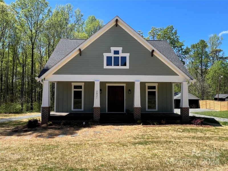 Property image 2 at 2821 Oakdale Road, Charlotte, NC 28216