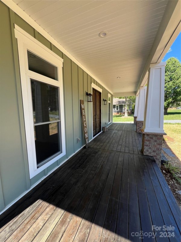 Property image 5 at 2821 Oakdale Road, Charlotte, NC 28216